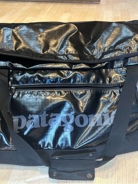 patagonia guidewater duffel 80l  Gallatin River Guides liter duffel swallows monstrous amounts of gear and is 100% waterproof Guidewater Duffel 80L  Patagonia